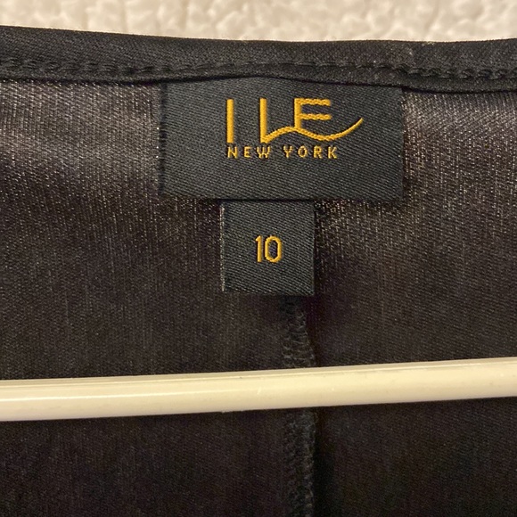 Long pullover dress - Picture 2 of 6